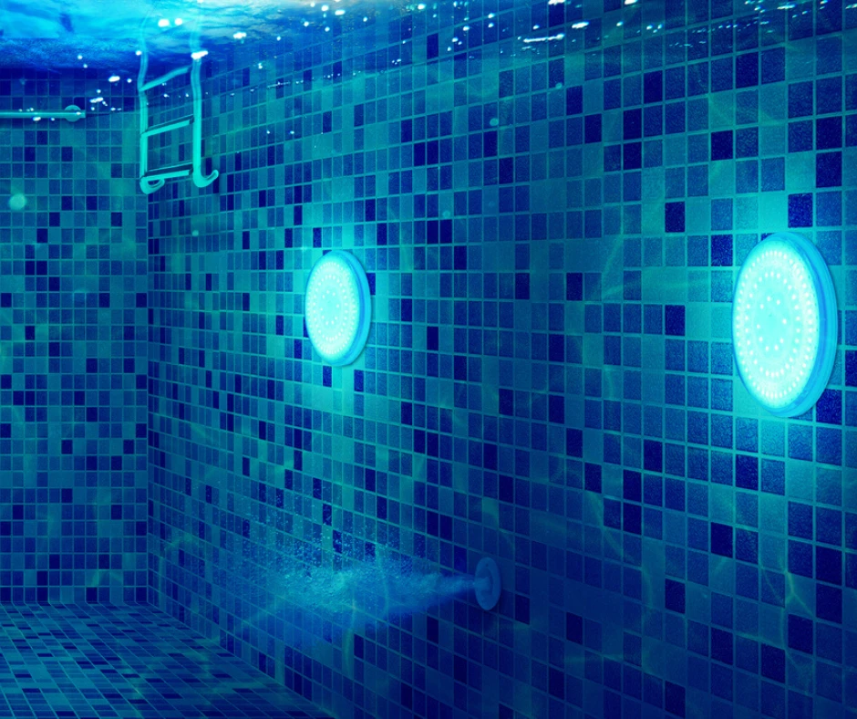 Apprenez à remplacer une ampoule piscine Apprenez à remplacer une ampoule piscine