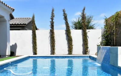 Choisir la Couleur Idéale d’Eau pour Ma Piscine : Quels Facteurs Tenir Compte ?