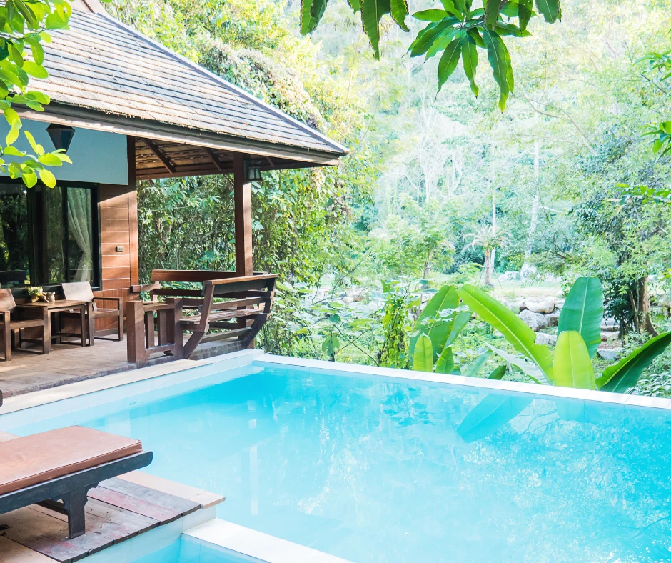 Comment choisir la bonne teinte de liner piscine