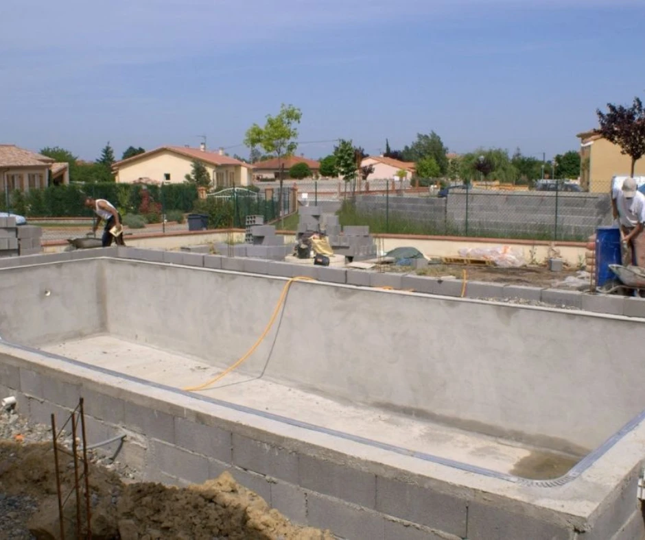Construction Piscine Traditionnelle, tout ce qu’il faut savoir Construction Piscine Traditionnelle, tout ce qu'il faut savoir