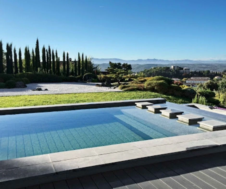 Fond mobile de piscine, solution idéale pour la rénovation