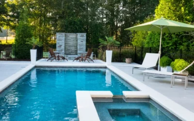 Mobilier de piscine, chaises longues et parasols