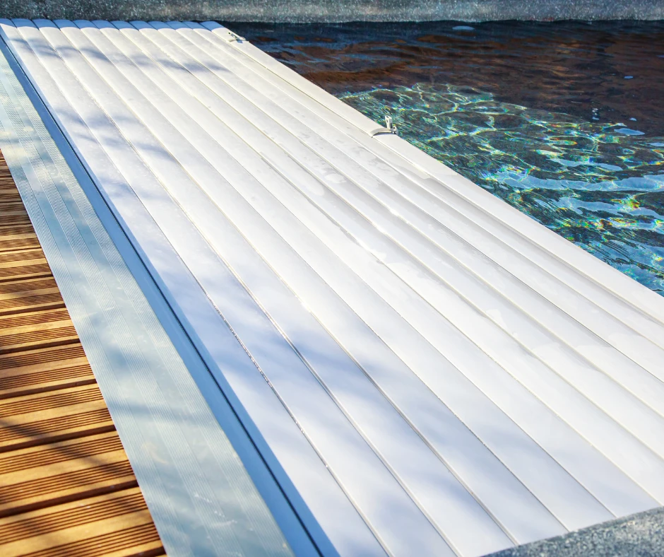 couverture piscine immergé