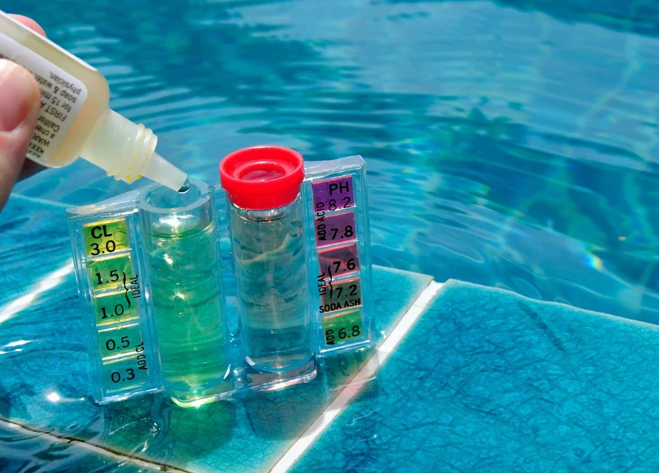 Comment détecter des bactéries dans l’eau d’une piscine ?