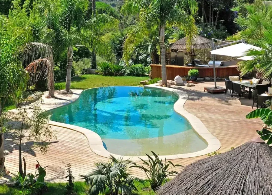 Pourquoi faire construire une piscine en béton armé ?