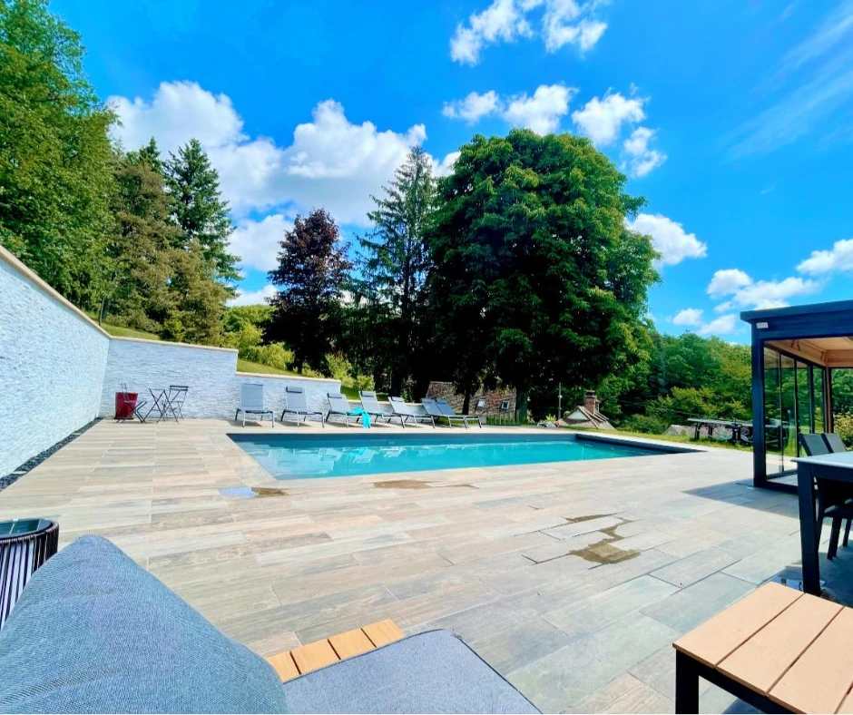 sol anti-dérapant piscine Choisir le sol de la terrrasse de piscine